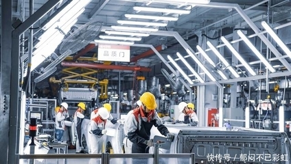 长城炮订单超5000辆,专列已驶向北京